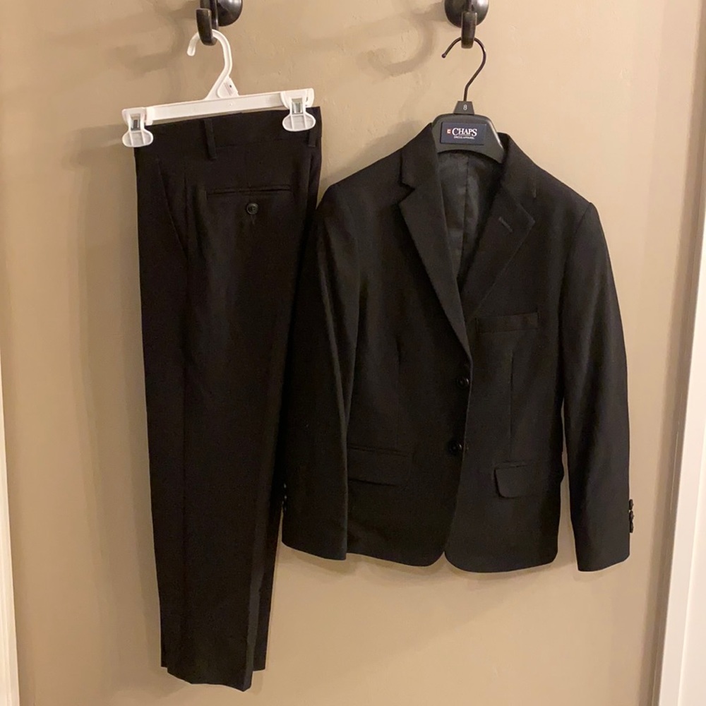 Boys size 8 Chaps black suit